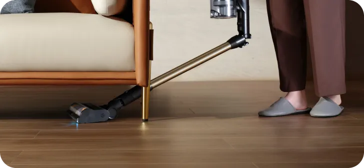 Dreame Z30 Pro Aqua-A Aspirateur balai laveur avec tube pliable à 90 degrés pour nettoyer sous les meubles.